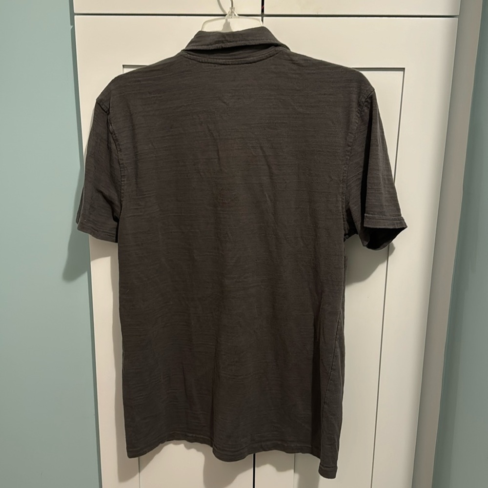 Dark Grey Collard Men’s Shirt - Size Large